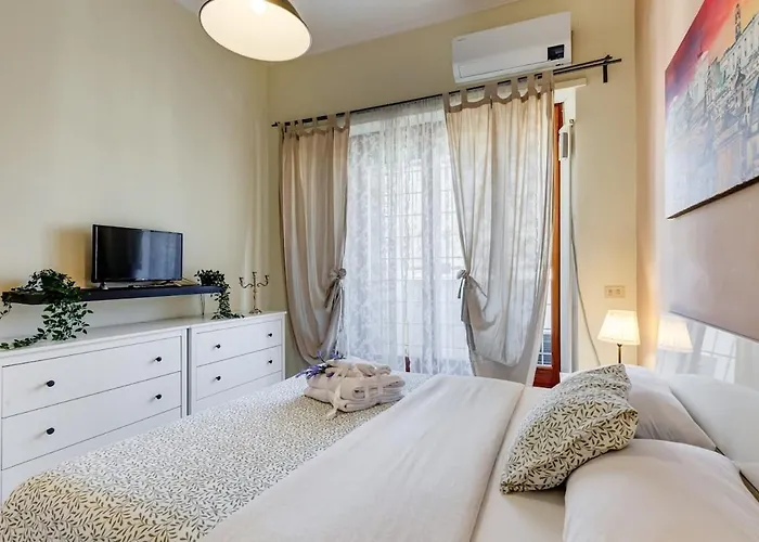 Karolina's Home, 2-bdr At Vatican