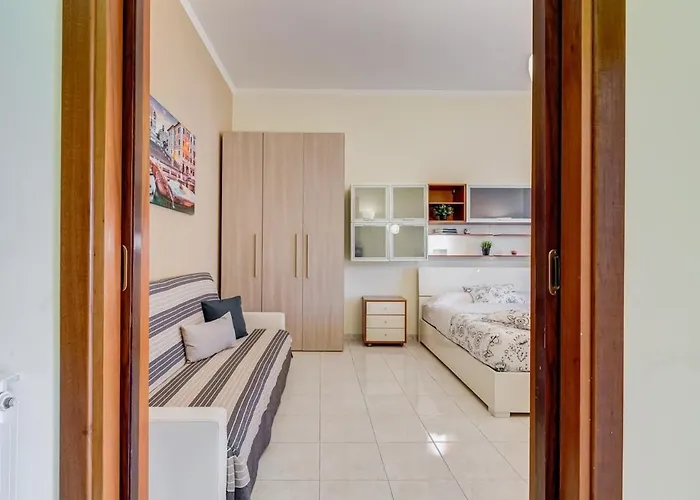 Karolina's Home, 2-bdr At Vatican *
