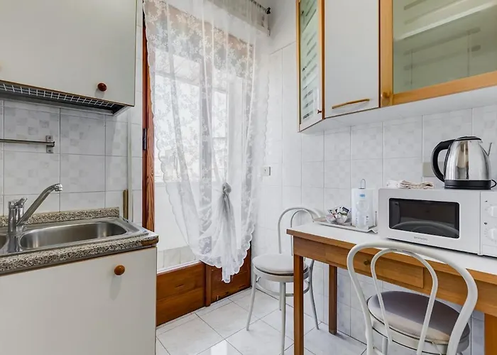 Апартаменты Karolina's Home, 2-bdr At Vatican
